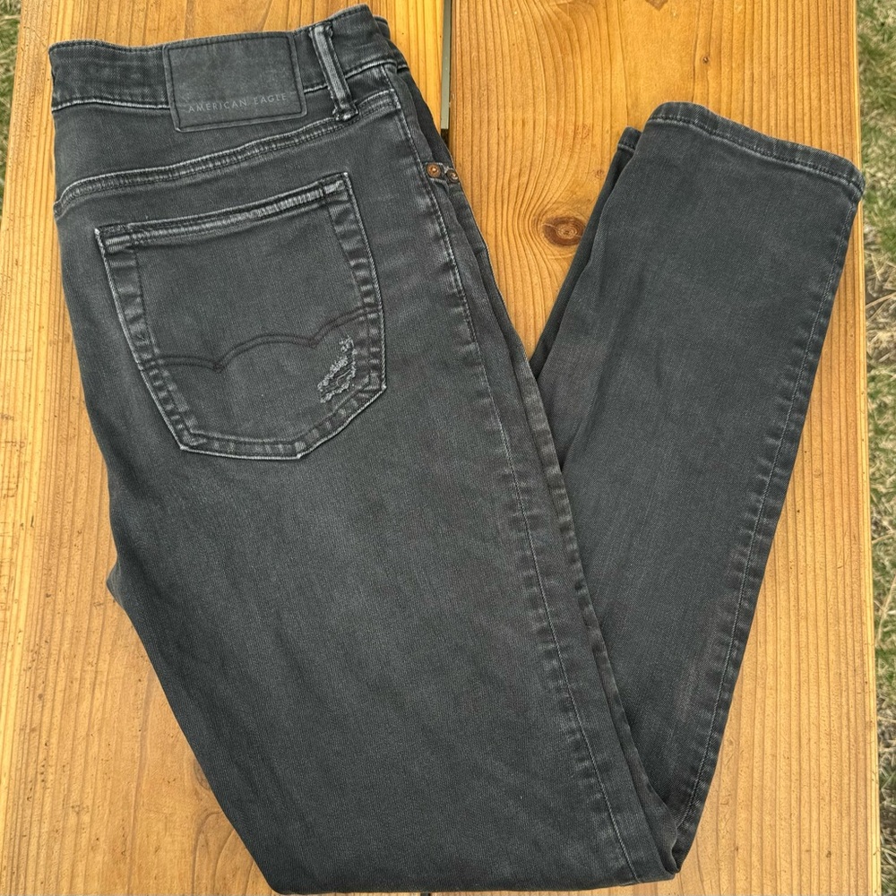 American Eagle distressed skinny jeans
